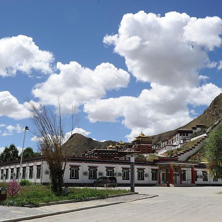 Wanrun International Resort Hotel In Tibet Xigaze Eksteriør billede