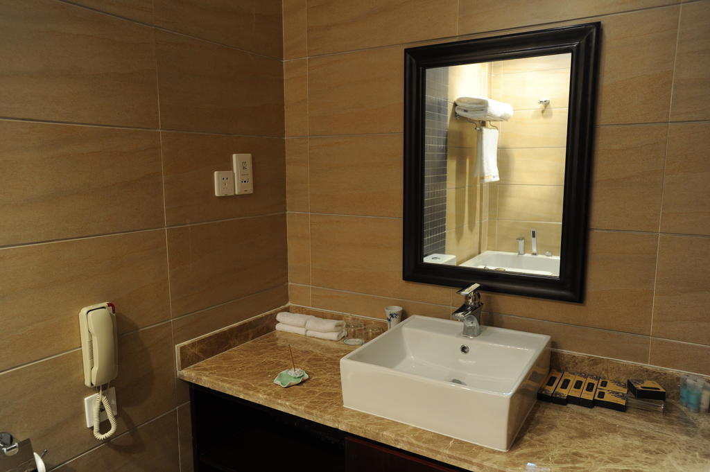 Wanrun International Resort Hotel In Tibet Xigaze Værelse billede