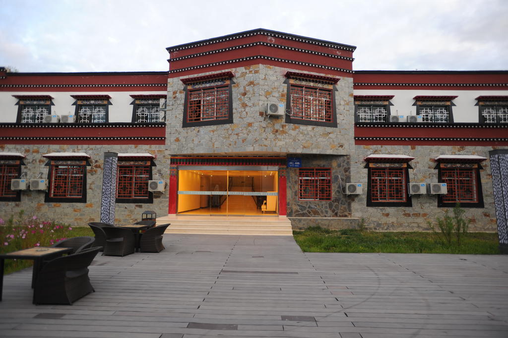 Wanrun International Resort Hotel In Tibet Xigaze Eksteriør billede